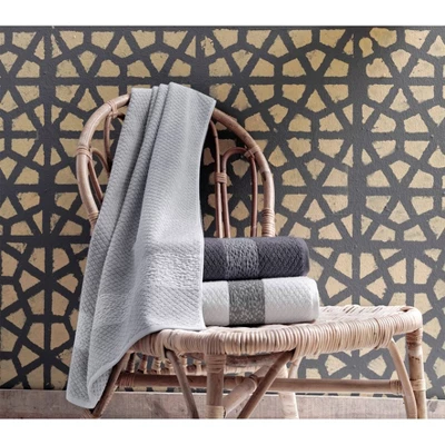 4pc Anton Turkish Cotton Bath Towel Set White - Enchante Home 4pc Anton Turkish Cotton Bath Towel Set White - Enchante Home -Bathroom Products Store GUEST 02e06f54 c815 4a3e adf2 ffcc4ee9e763 1