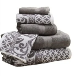 Modern Threads Reversible Yarn Dyed Jacquard Towel Set, Trefoil Filigree.
