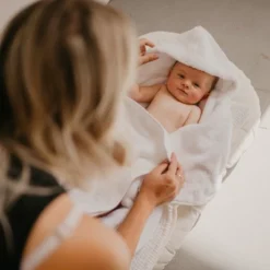 Parker Baby Co. Cotton Hooded Bath Towel - Infant 6 Parker Baby Co. Cotton Hooded Bath Towel - Infant -Bathroom Products Store GUEST 78288f0e dfa9 4d36 b59a 2c4b98d92ef1